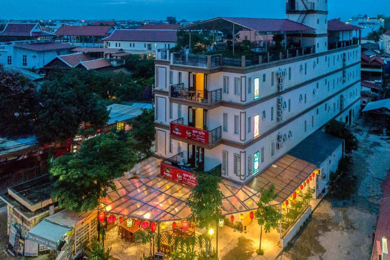 Sky Garden Hotel Siem Reap Bagian luar foto